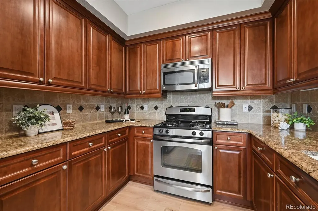 1654 Fillmore Street Denver CO 80206