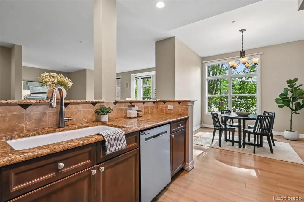 1654 Fillmore Street Denver CO 80206