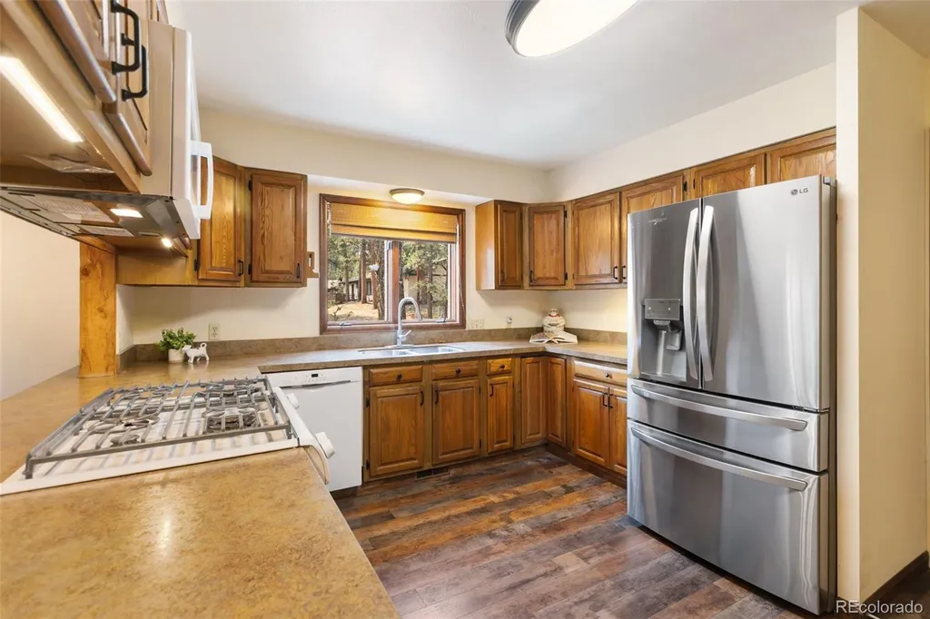 723 Pine Street Woodland Park CO 80863