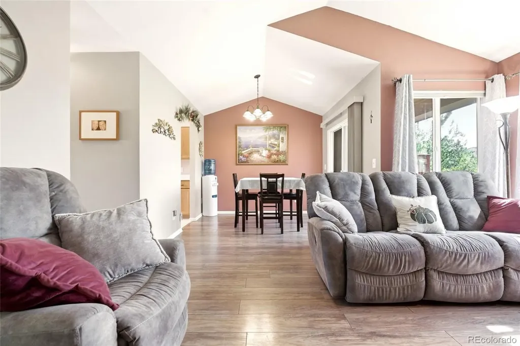 7480 W Coal Mine Avenue Littleton CO 80123