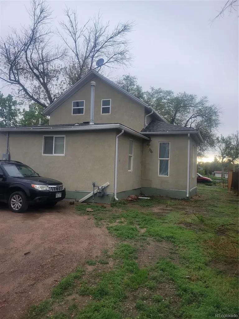 1113 E Cimarron Street Colorado Springs CO 80910