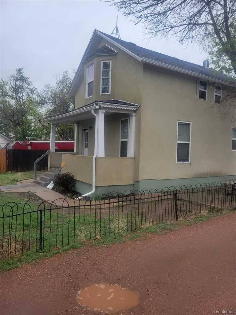 1113 E Cimarron Street Colorado Springs CO 80910