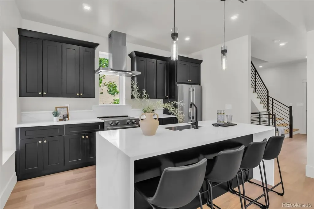 2905 N Vine Street Denver CO 80205