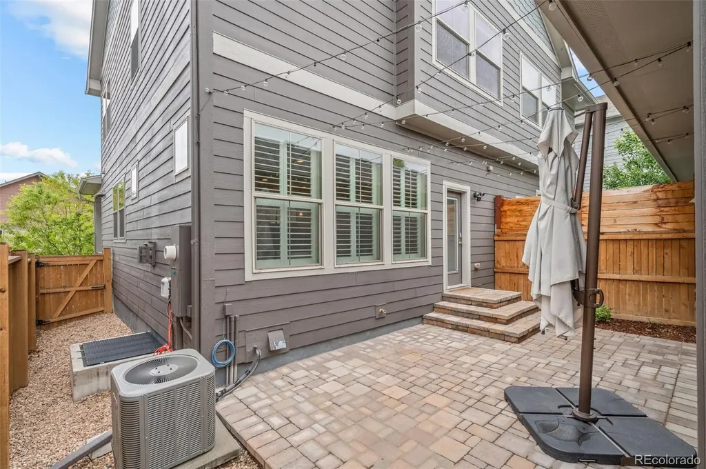 9962 E 59th Drive Denver CO 80238