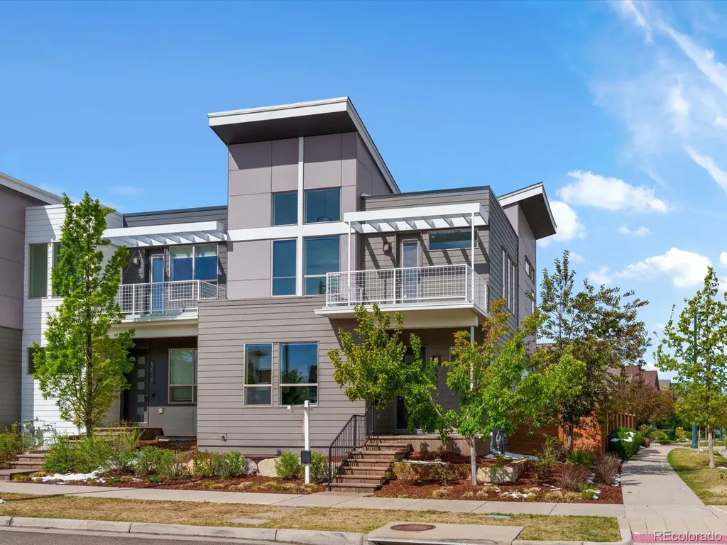 5547 Valentia Street Denver CO 80238