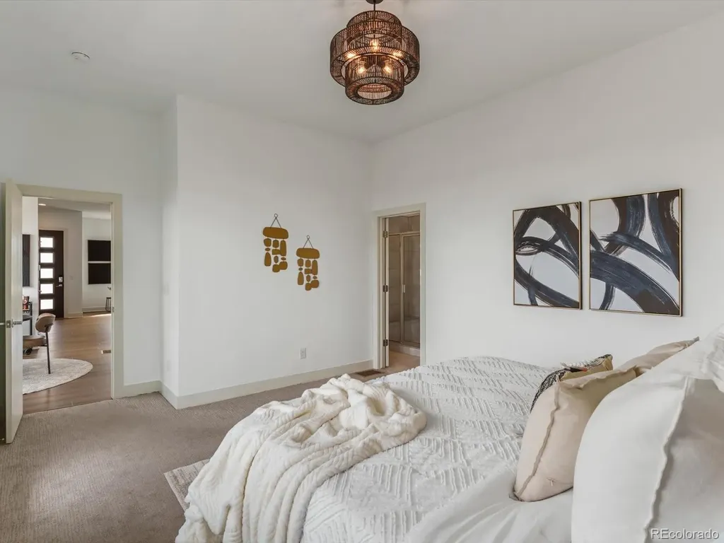 5547 Valentia Street Denver CO 80238