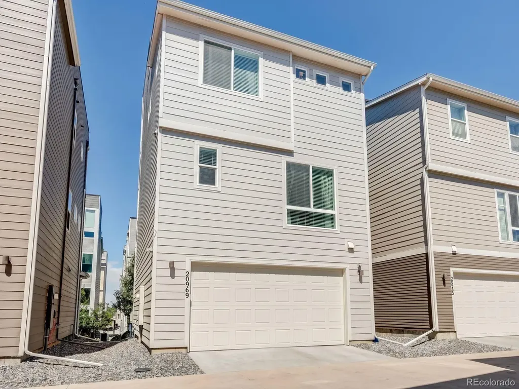 20969 E Quincy Drive Aurora CO 80015