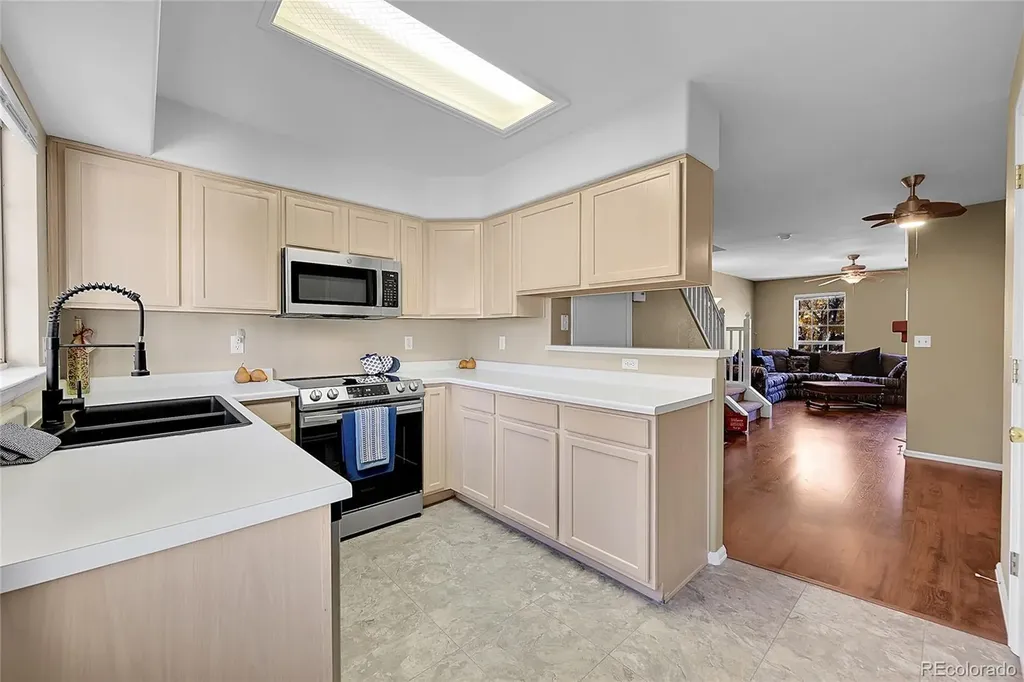 12012 E Hoye Drive Aurora CO 80012