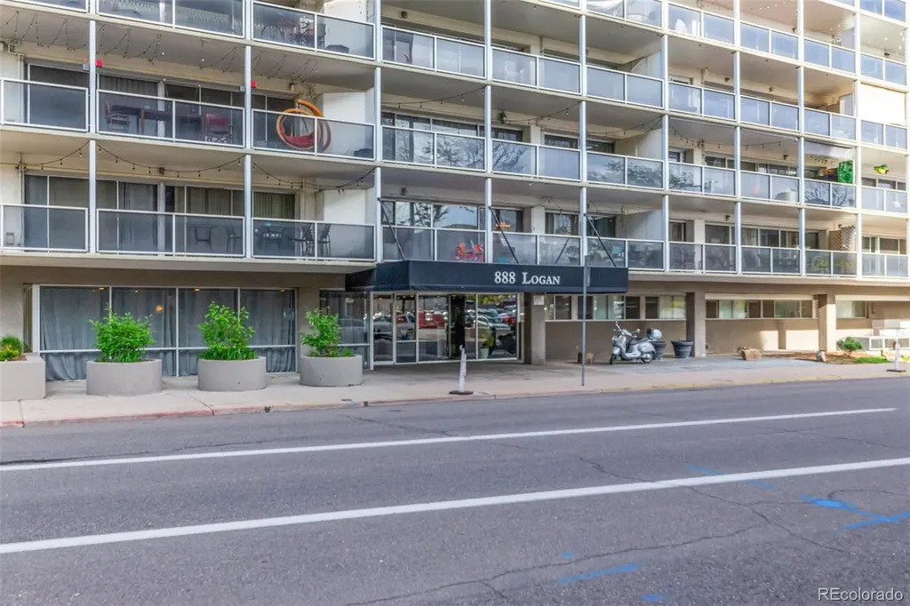 888 N Logan Street Denver CO 80203