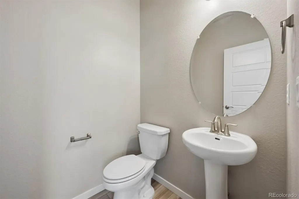 9136 Rifle Street Commerce City CO 80022