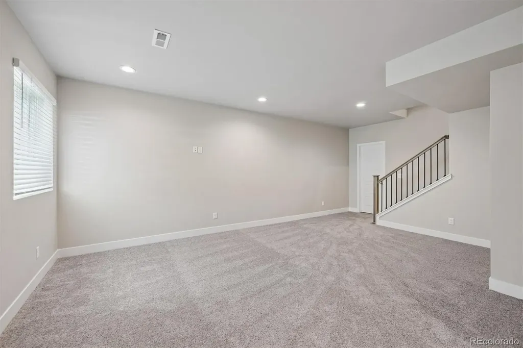 9136 Rifle Street Commerce City CO 80022