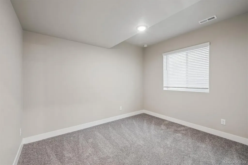 9136 Rifle Street Commerce City CO 80022