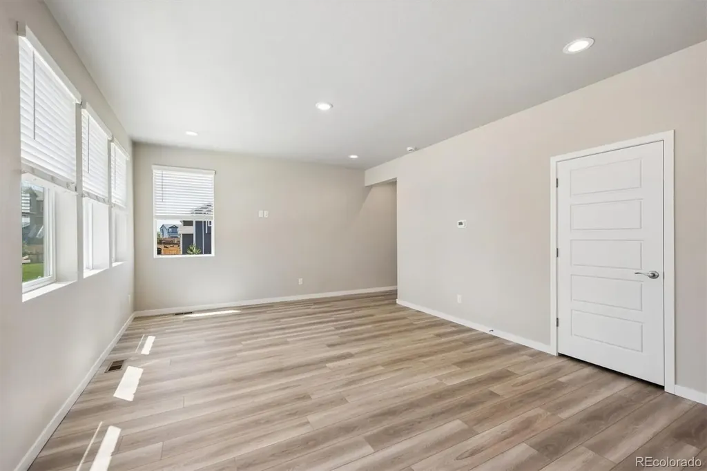 9136 Rifle Street Commerce City CO 80022