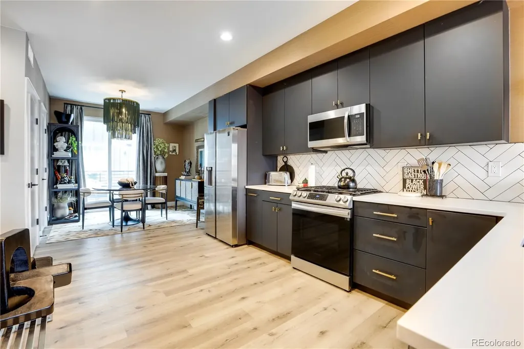 4925 W 10th Avenue Denver CO 80204