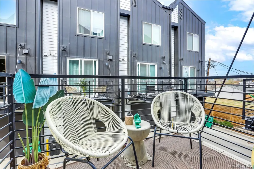 4925 W 10th Avenue Denver CO 80204