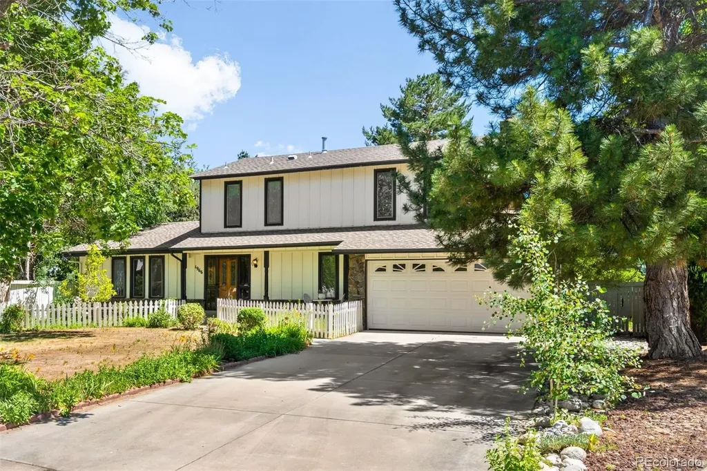 1966 S Macon Way Aurora CO 80014