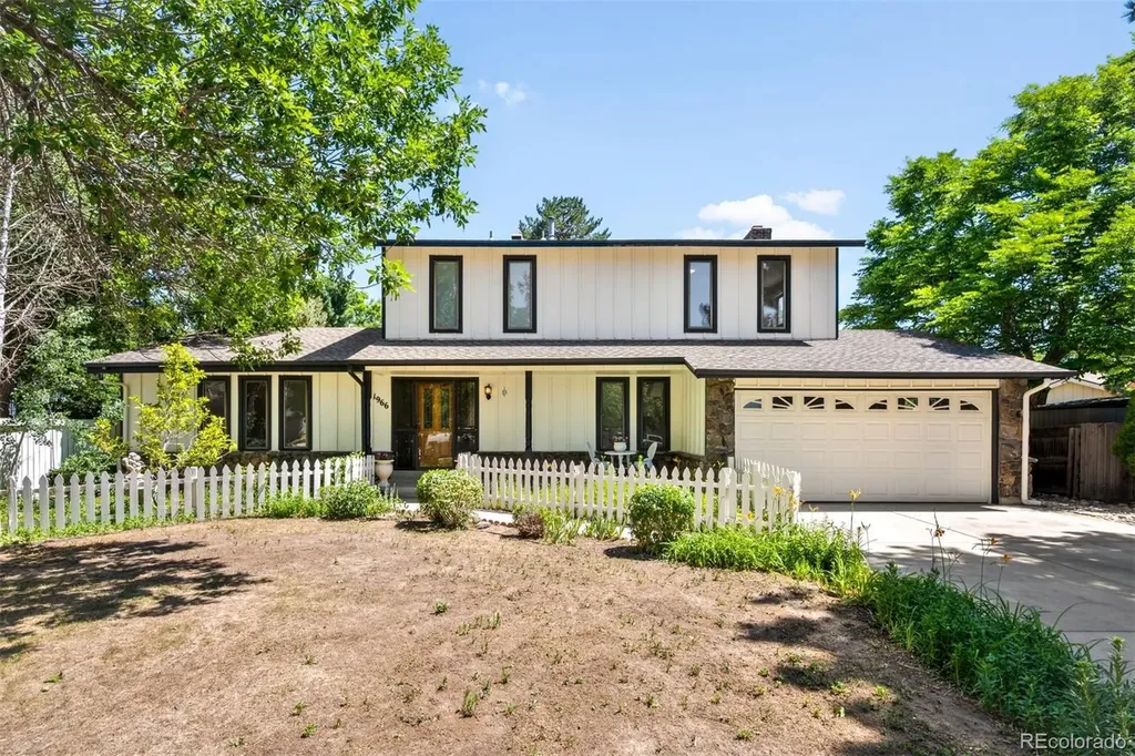 1966 S Macon Way Aurora CO 80014