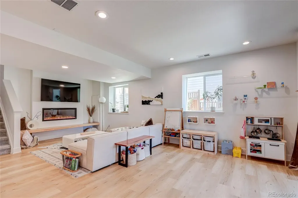 8924 Red Bud Street Parker CO 80134
