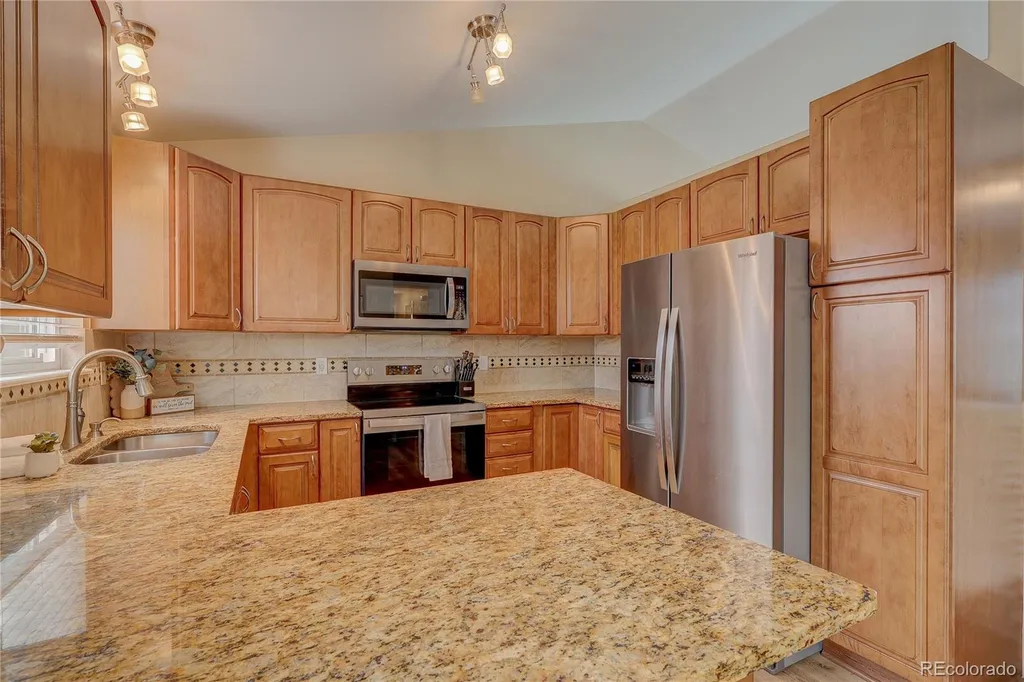 308 Medinah Avenue Johnstown CO 80534