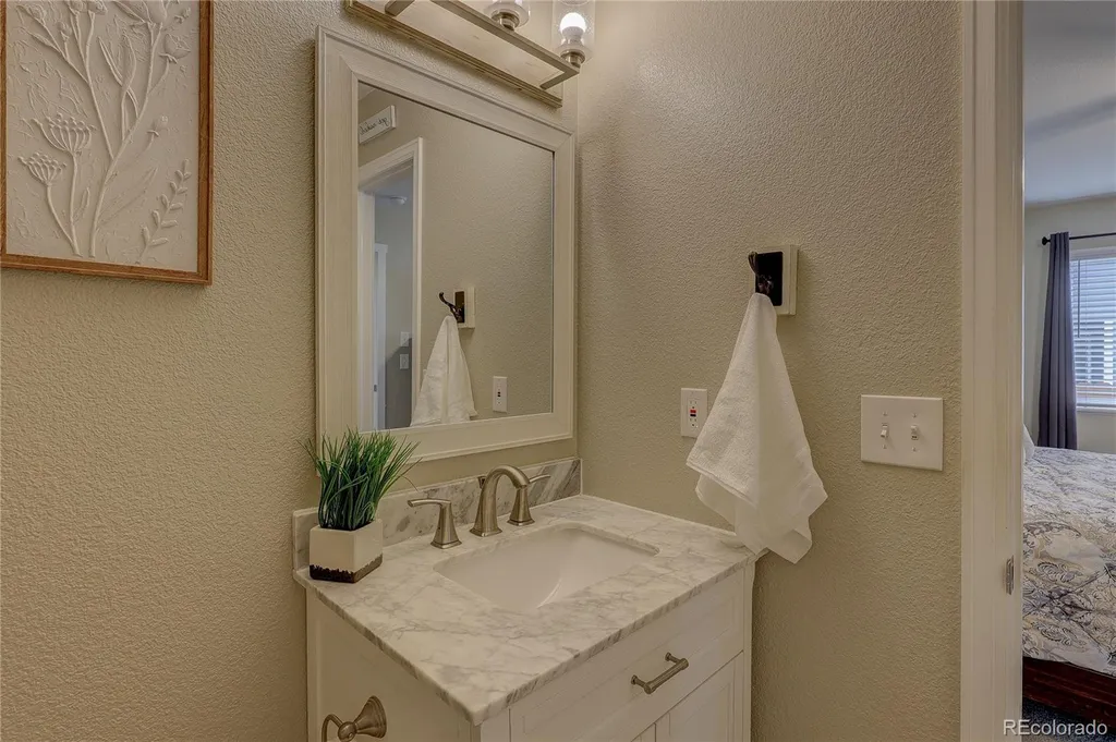 308 Medinah Avenue Johnstown CO 80534