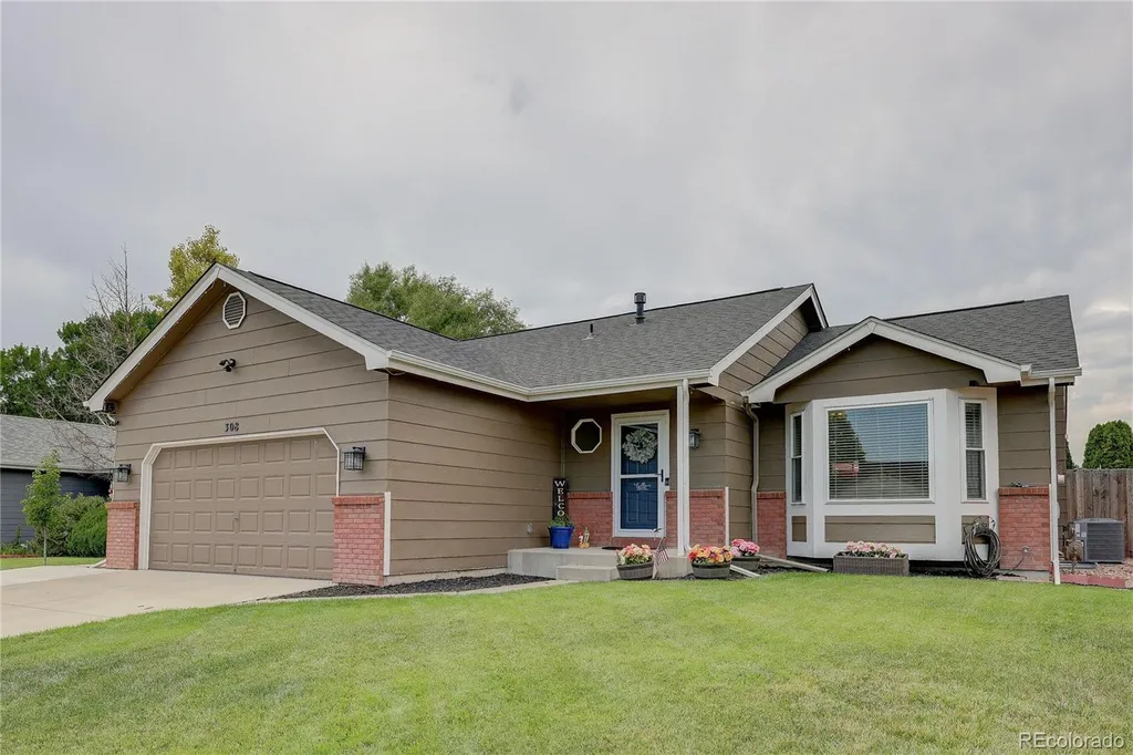 308 Medinah Avenue Johnstown CO 80534