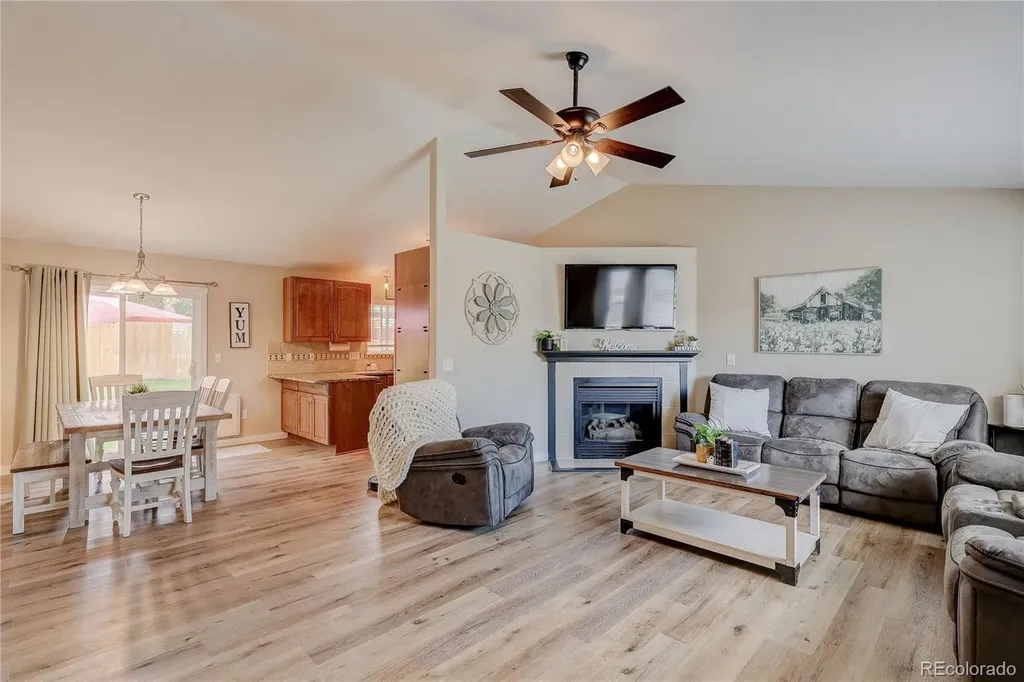 308 Medinah Avenue Johnstown CO 80534