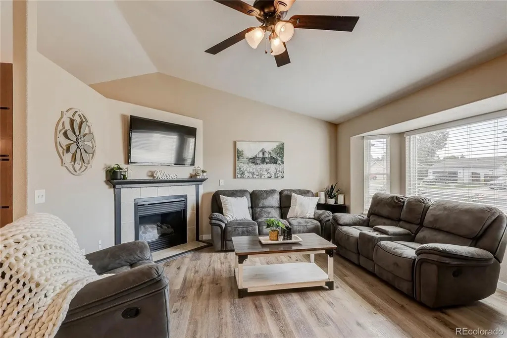 308 Medinah Avenue Johnstown CO 80534