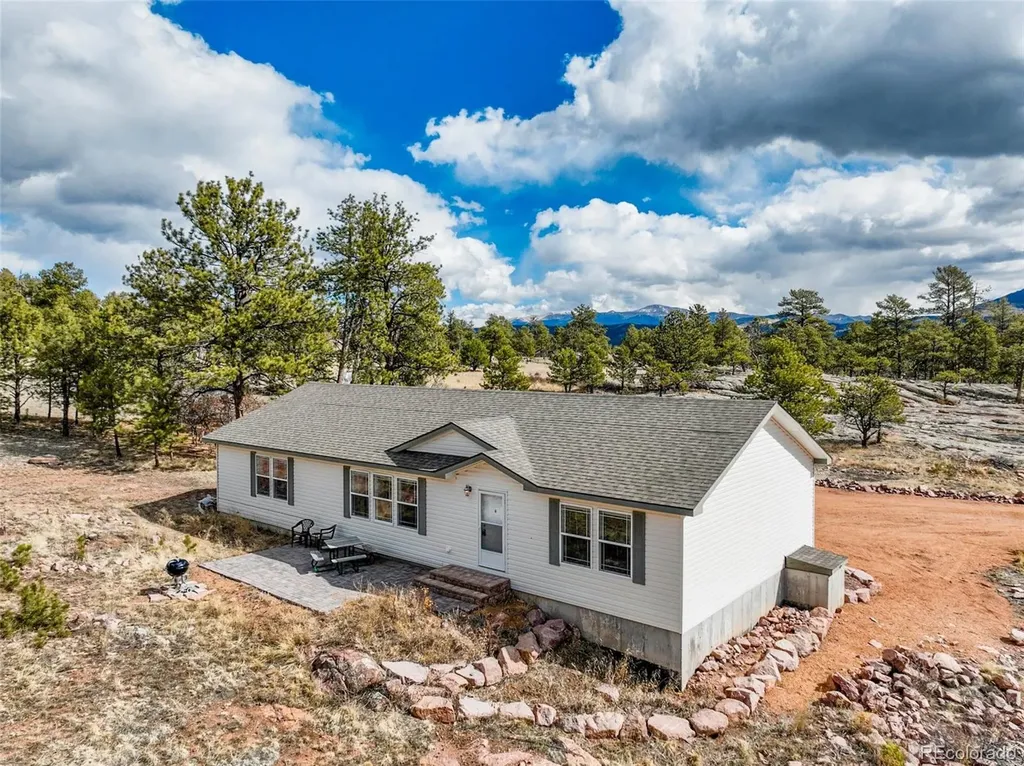 109 Pawnee Place Florissant CO 80816