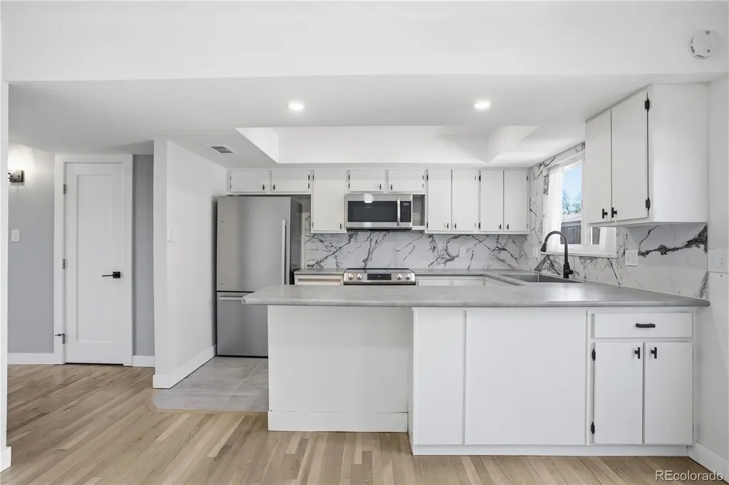610 S Xenon Court Lakewood CO 80228