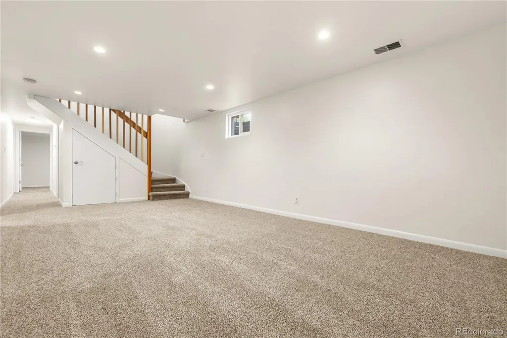 1742 Countess Court Longmont CO 80501