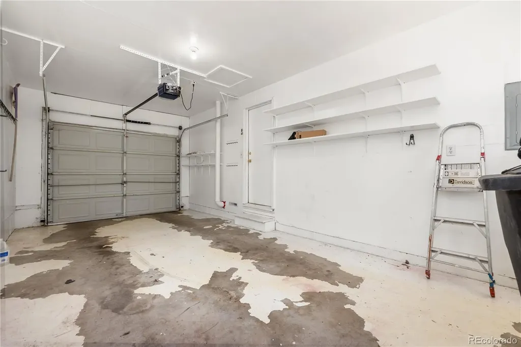 1742 Countess Court Longmont CO 80501