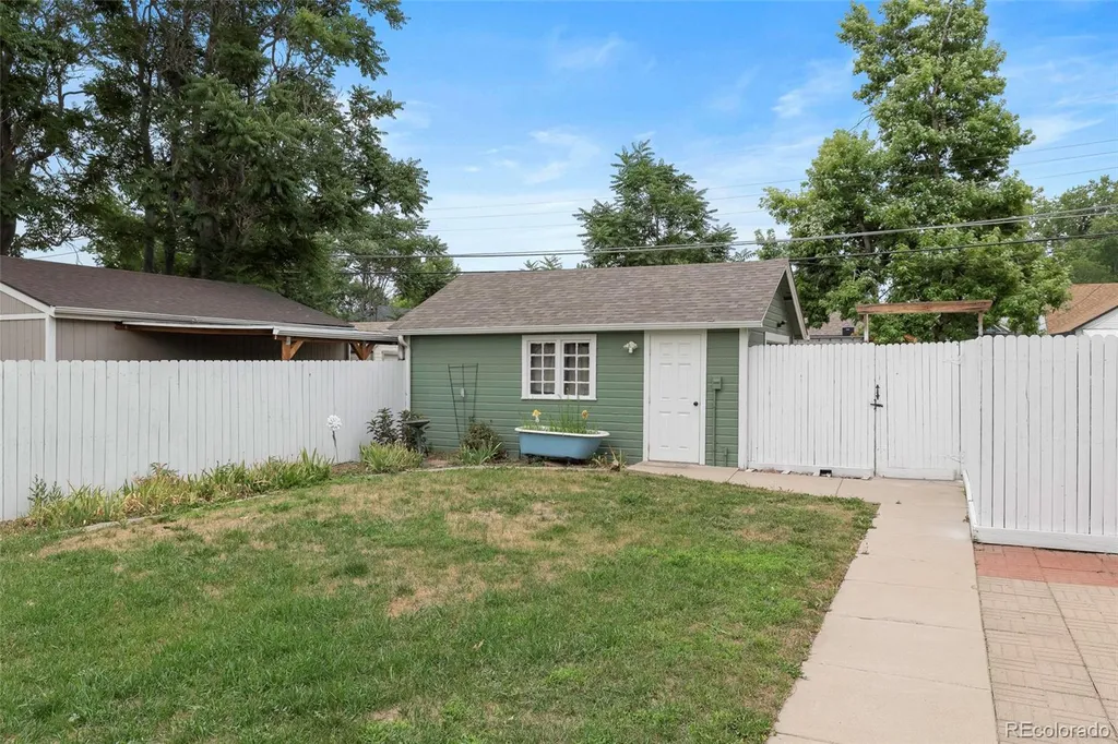 3766 S Bannock Street Englewood CO 80110