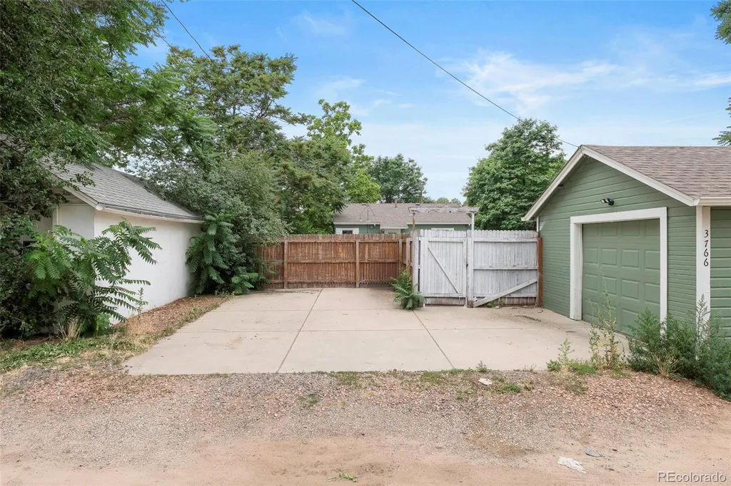 3766 S Bannock Street Englewood CO 80110