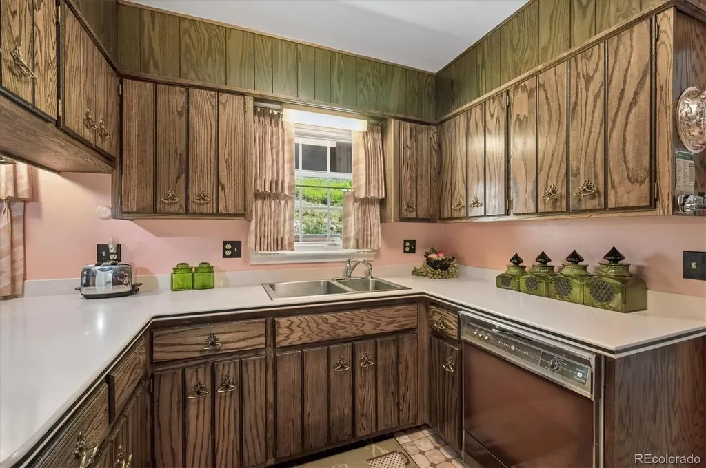 210 Lookout View Court Golden CO 80401