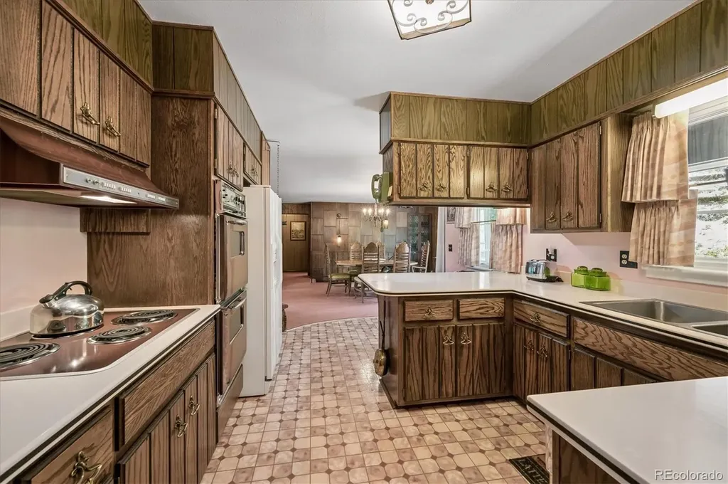 210 Lookout View Court Golden CO 80401
