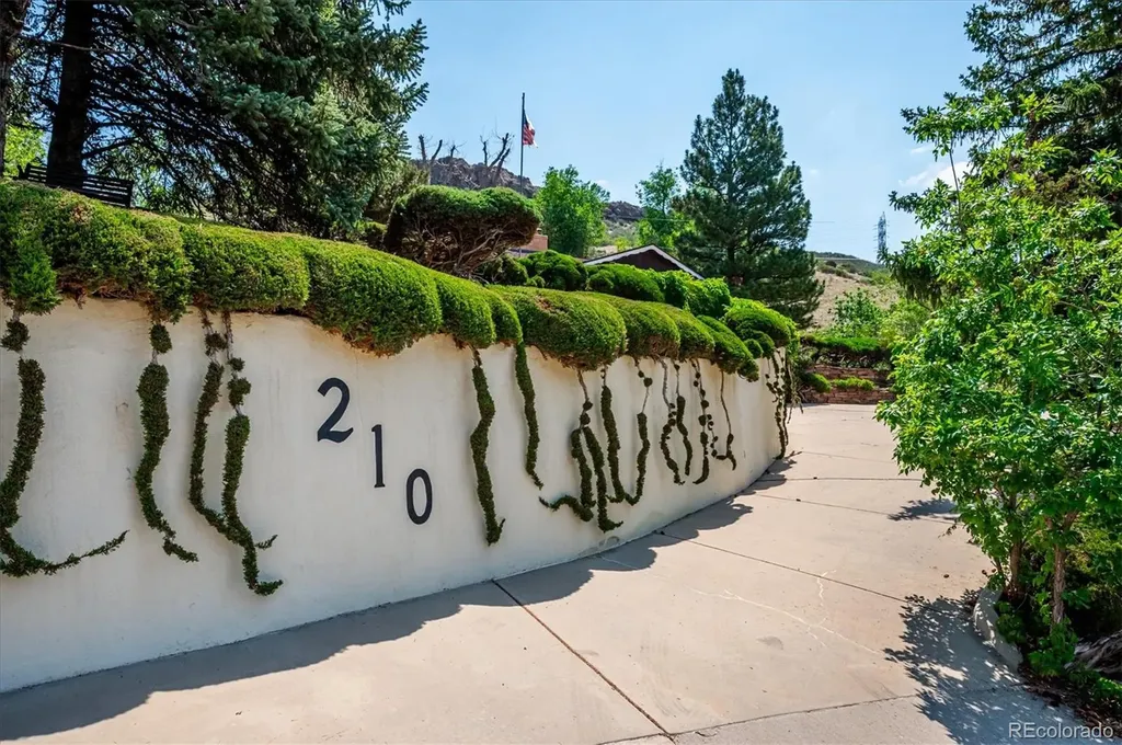 210 Lookout View Court Golden CO 80401