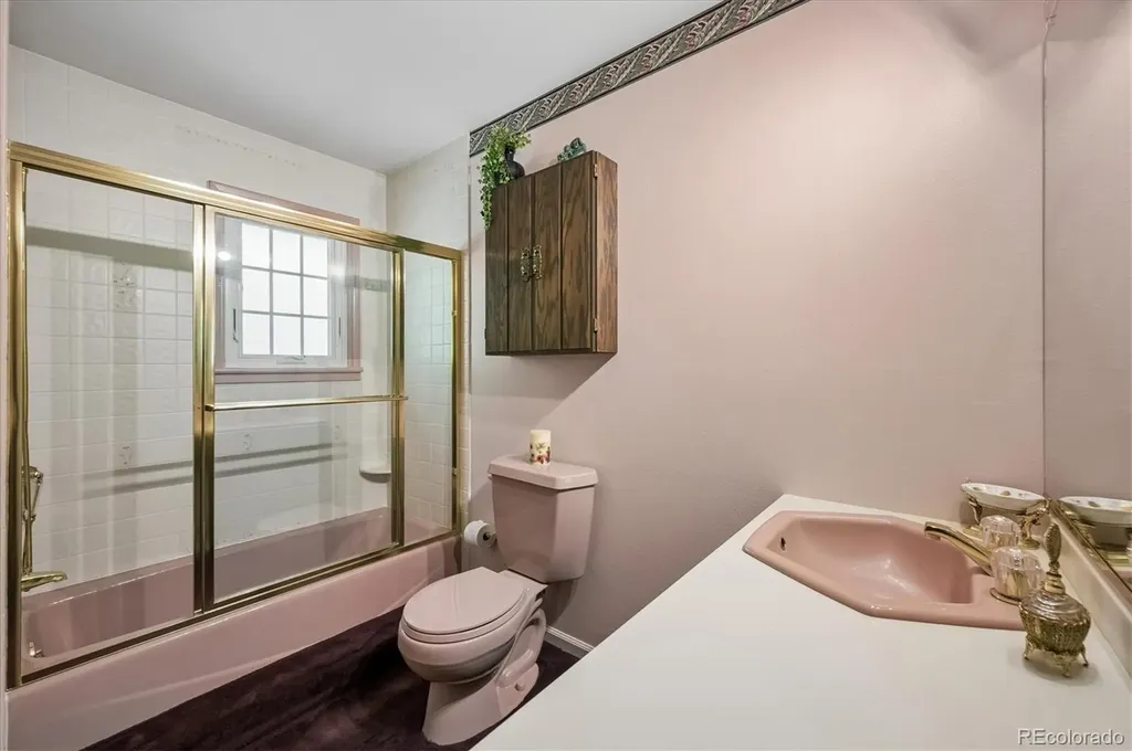 210 Lookout View Court Golden CO 80401