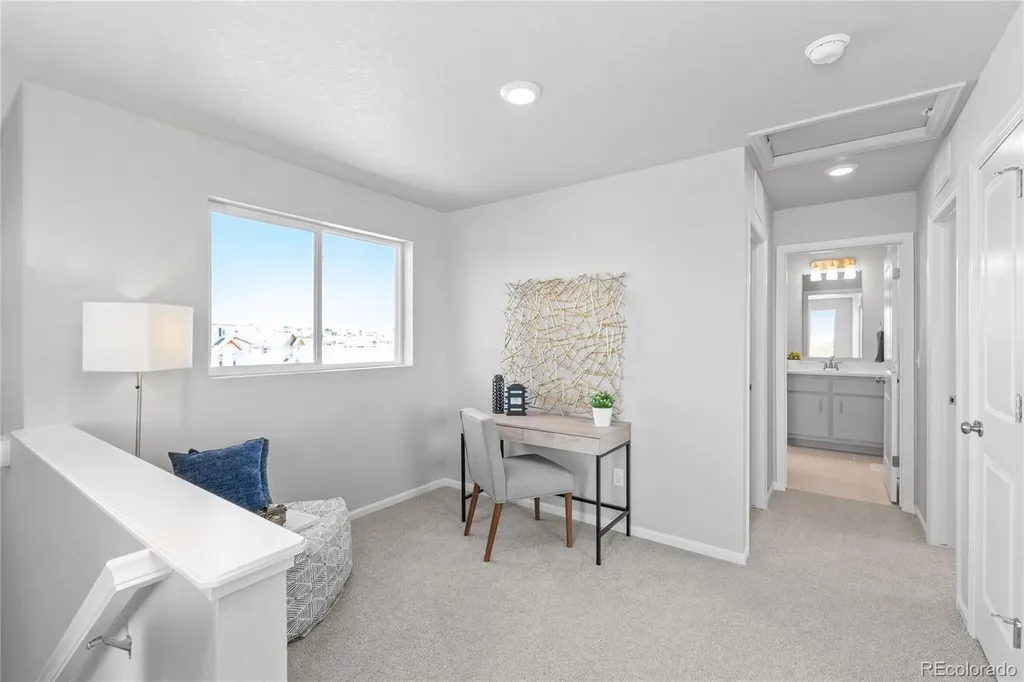 46593 Sunflower Lane Bennett CO 80102