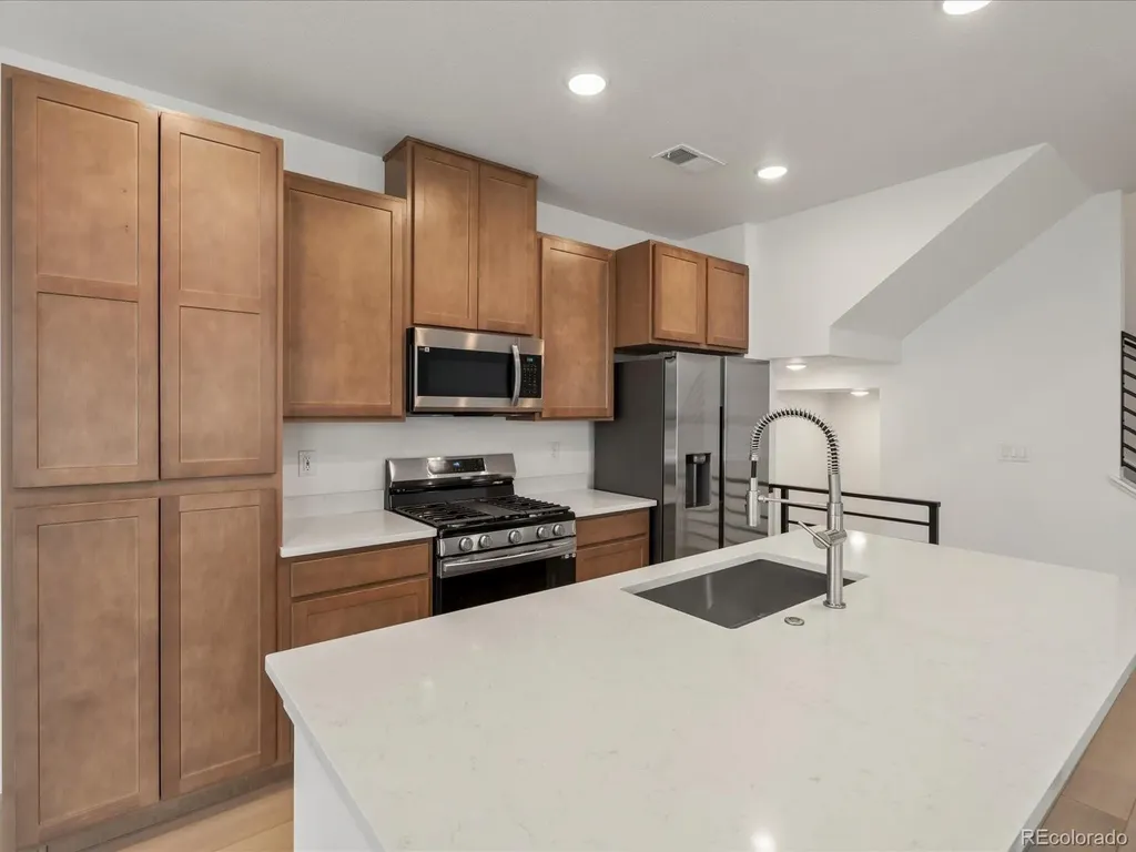 2060 S Holly Street Denver CO 80222