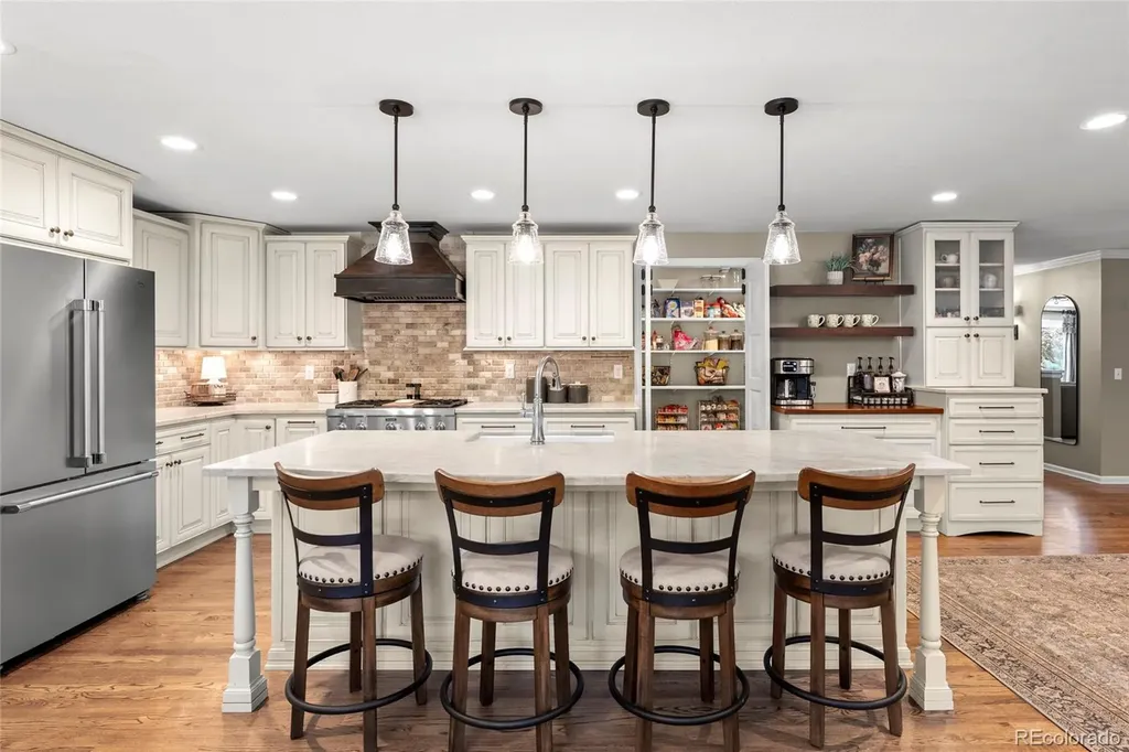 1331 Bellaire Street Broomfield CO 80020
