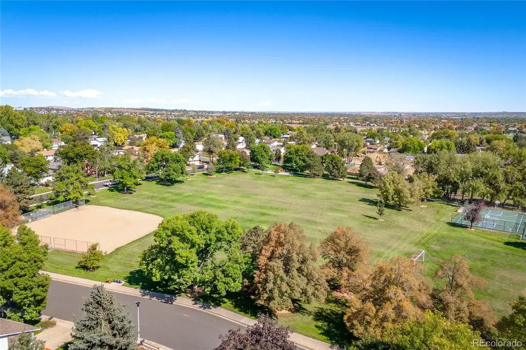 1331 Bellaire Street Broomfield CO 80020