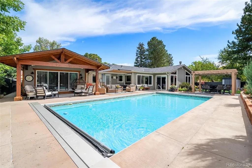 1331 Bellaire Street Broomfield CO 80020
