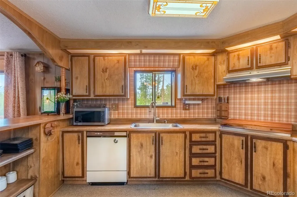 345 County Road 4624 Grand Lake CO 80447