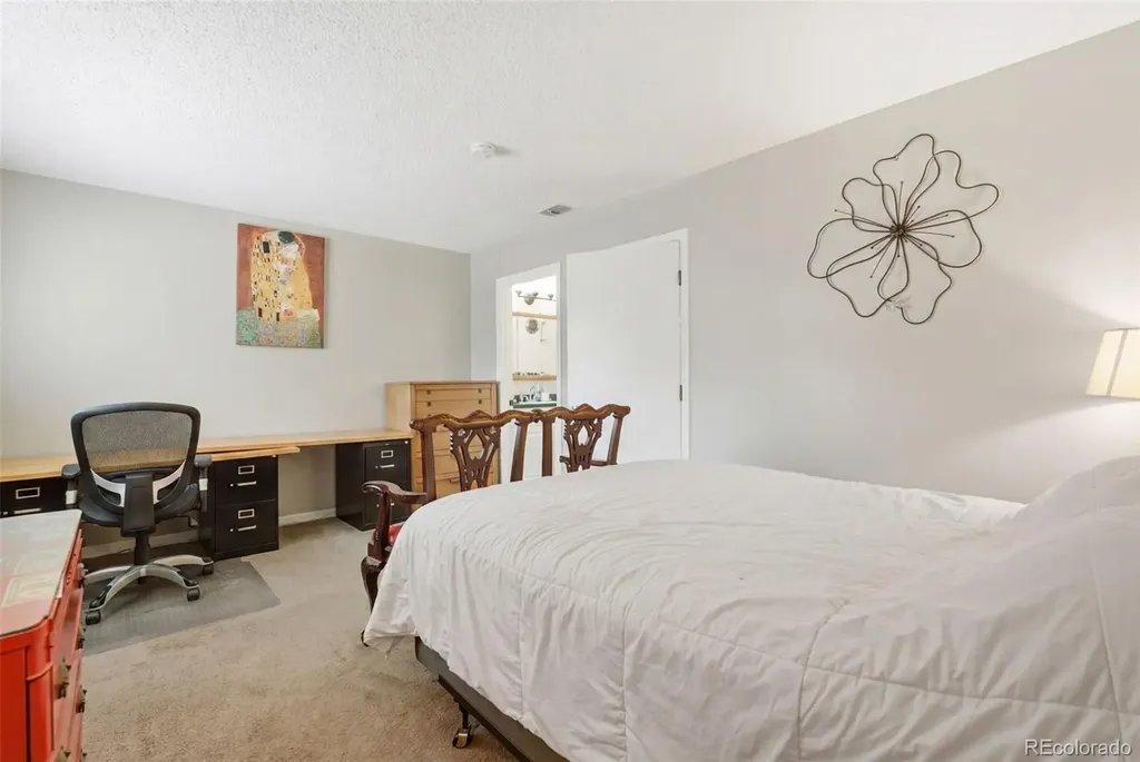 2260 E Geddes Avenue Centennial CO 80122