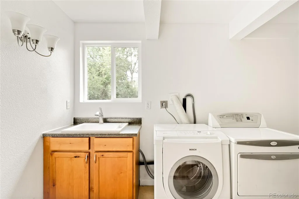 13950 W 32nd Avenue Golden CO 80401