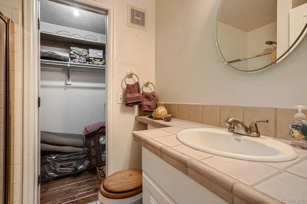 5580 W 80th Place Arvada CO 80003