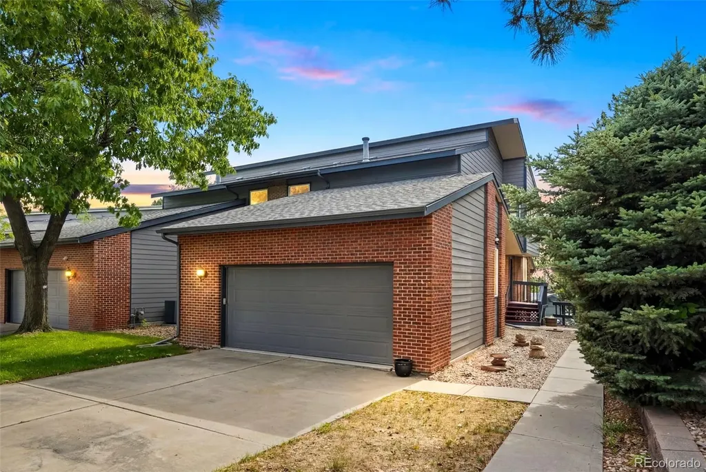 2609 S Quebec Street Denver CO 80231