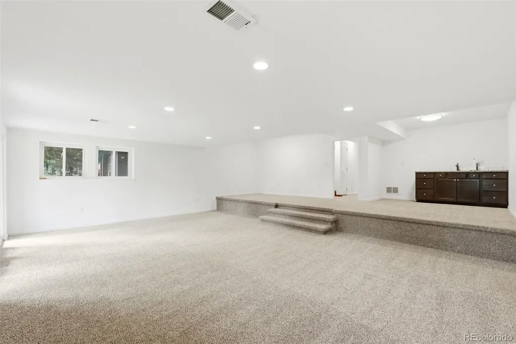 2609 S Quebec Street Denver CO 80231