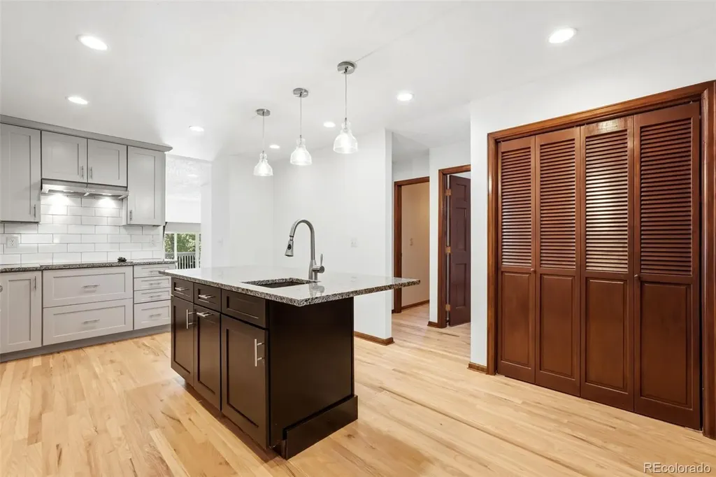 2609 S Quebec Street Denver CO 80231