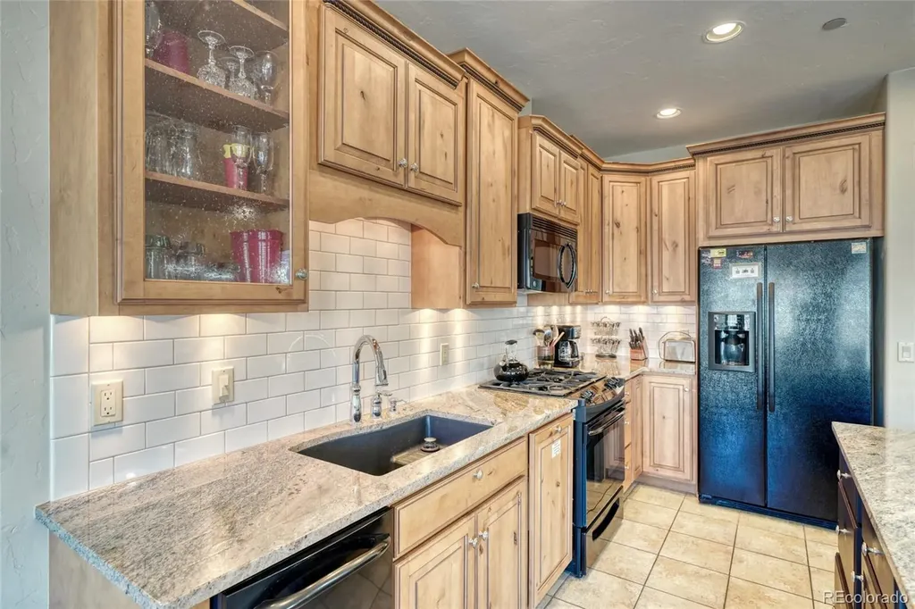 536 E 1st Street Salida CO 81201